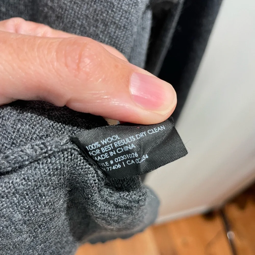 Club Monaco 100% Wool Long Sleeve Polo Sweater Size M - Picture 6 of 6